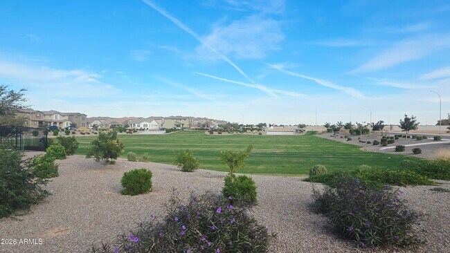 Building Photo - 9961 W Mitchell Ave