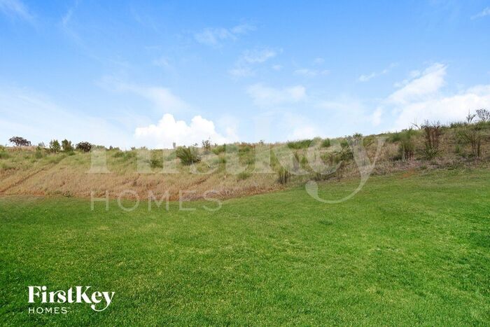 Building Photo - 341 Willowbrooke Way