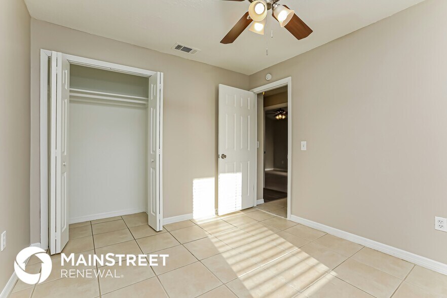 Building Photo - 1725 Durock Ct