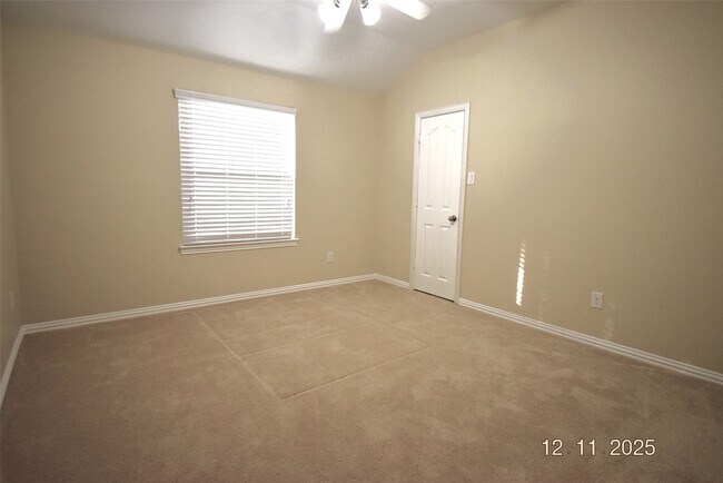 Building Photo - 10806 Clear Arbor Ln