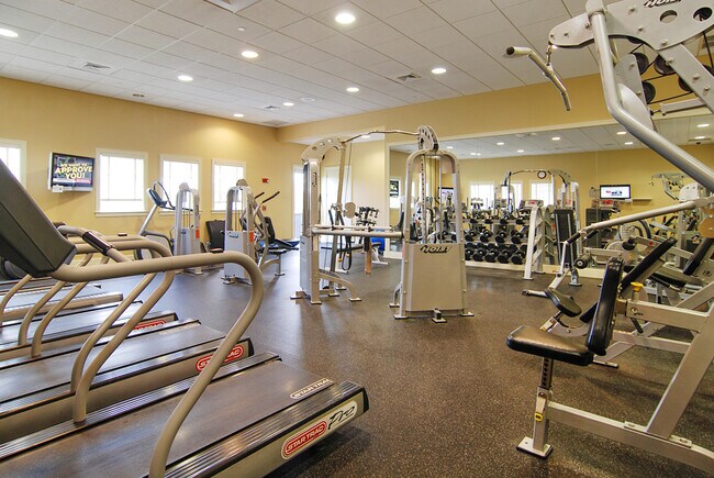 Building Photo - 7033 Willow Pine Way