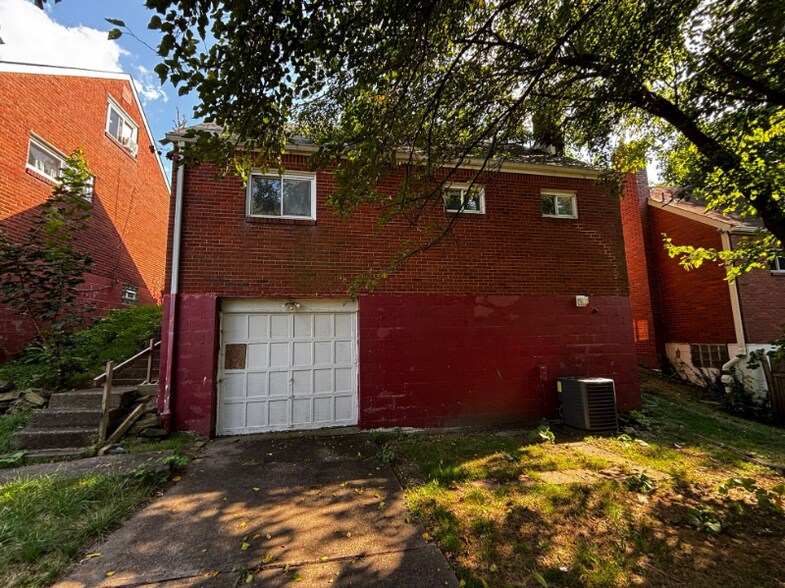 Building Photo - 3107 Idaho St