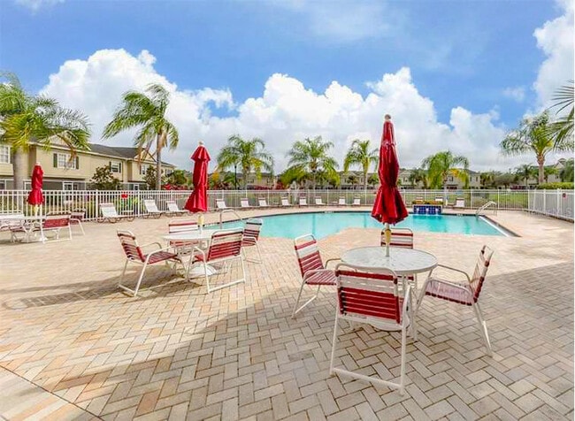 Building Photo - 7560 Plantation Cir