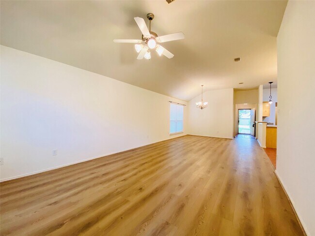 Building Photo - 5747 Wandering Creek Dr