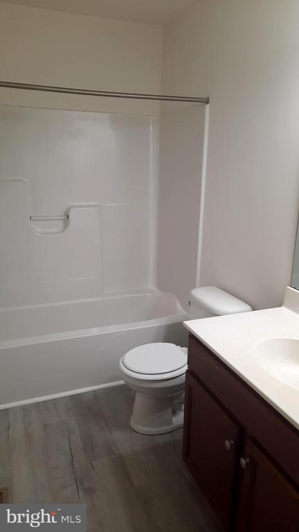 Building Photo - 829 Schooner Ln
