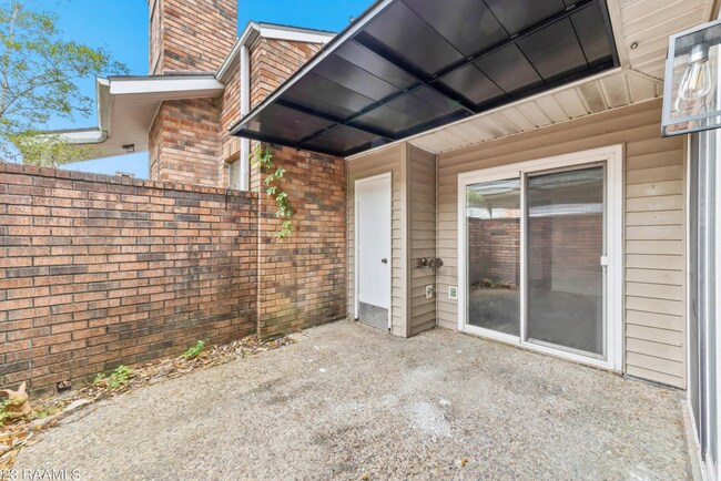 Building Photo - 183 Steiner Rd