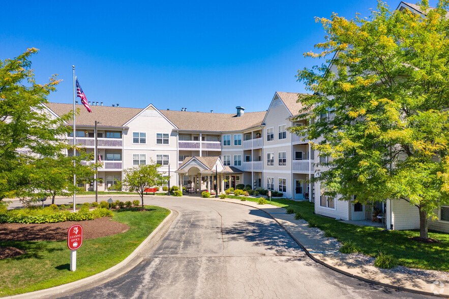 Building Photo - Country Meadows