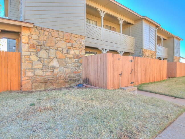 Building Photo - 14443 N Pennsylvania Ave