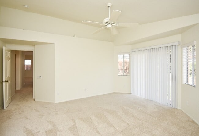 Building Photo - Beautiful 1 Story Home Walking Distance to...