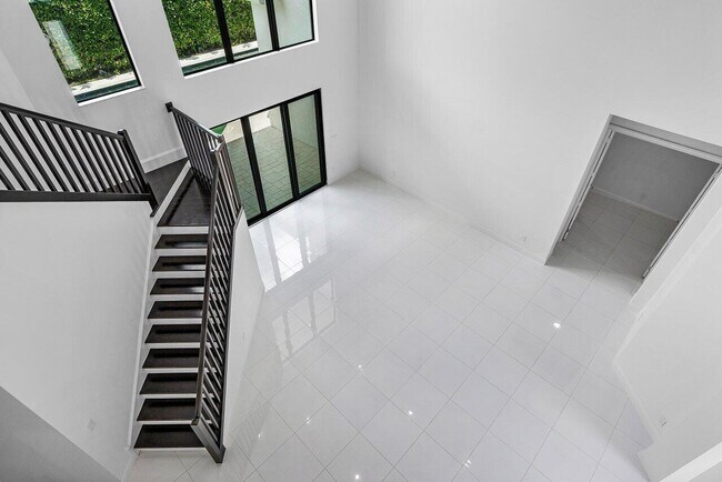Building Photo - 6990 NW 27th Ave