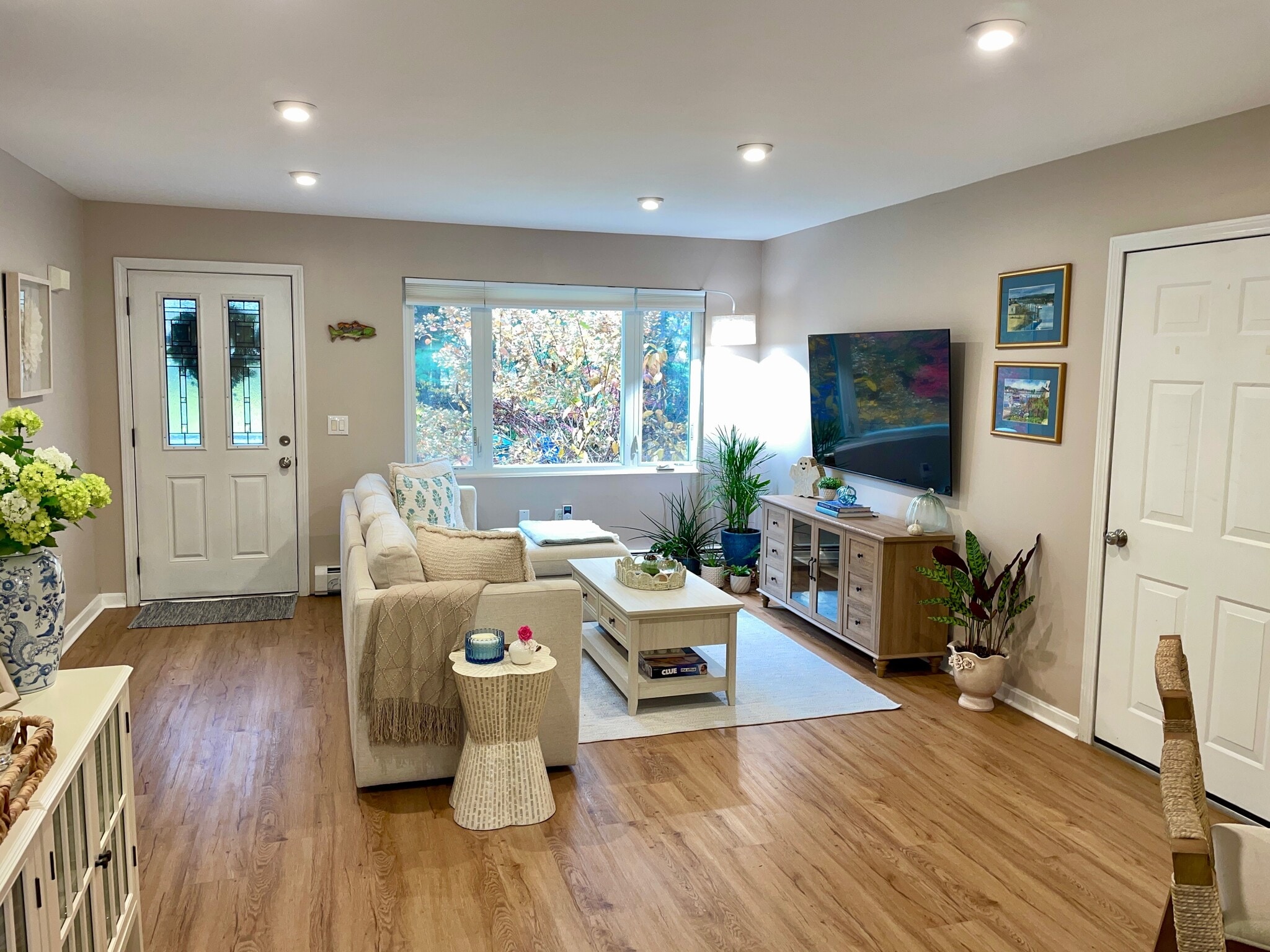 Building Photo - 118 Oslo St