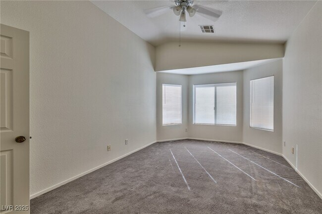 Building Photo - 11085 Cusumano Ct