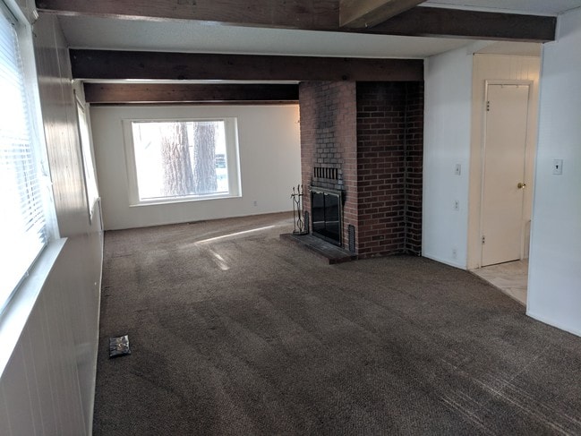 Building Photo - 2518 Knox Ave