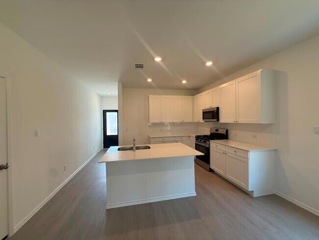 Building Photo - 17808 Indigo Bunting Ln