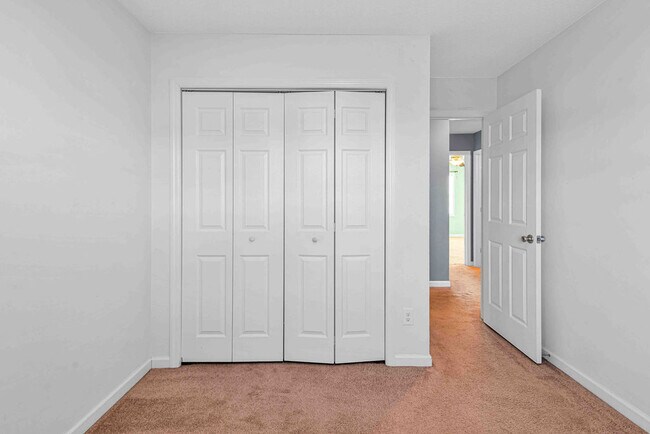 Building Photo - 105 Gamble Way