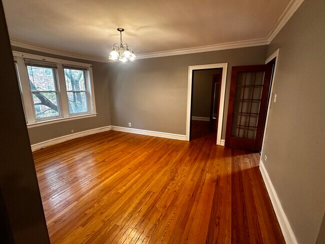 Building Photo - 5256 W Wolfram St