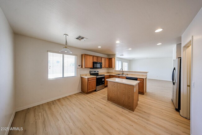 Building Photo - 11317 W College Dr