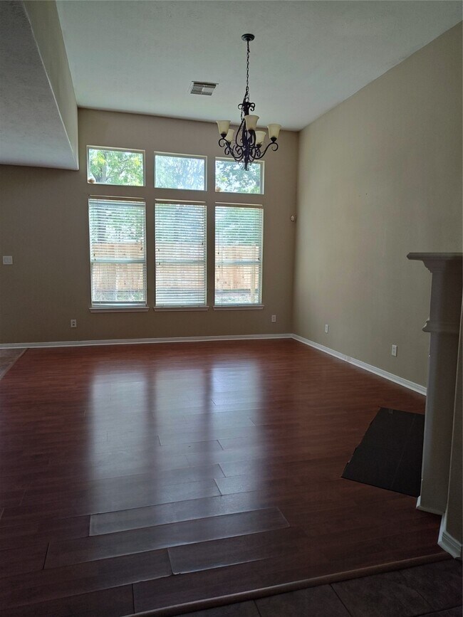Building Photo - 16919 Creek Mountain Dr