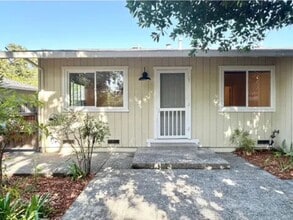 Building Photo - 18823 Beatrice Dr