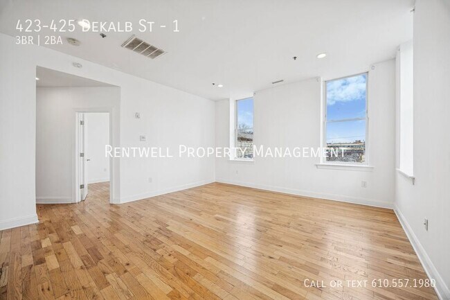 Building Photo - 423-425 Dekalb St-1