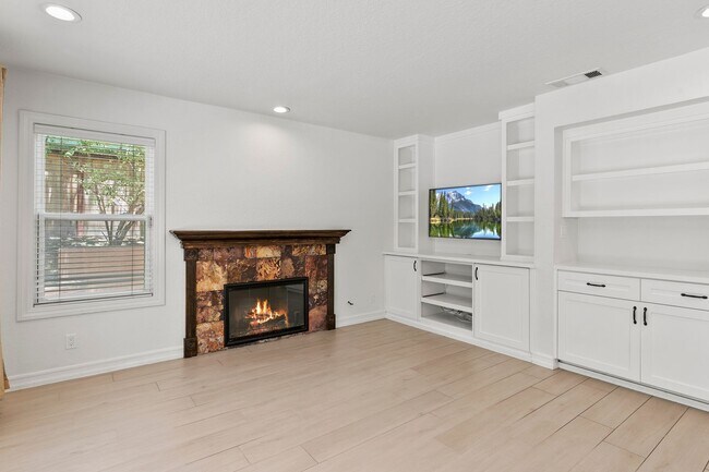 Building Photo - Beautiful 4-Bedroom Home with Private Pool & Spa in Laguna Niguel!