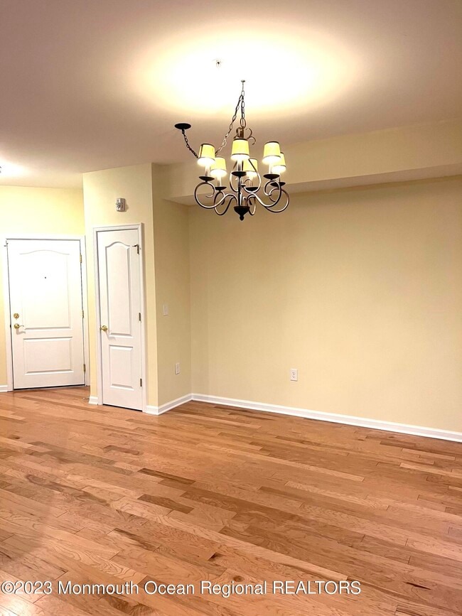 Building Photo - 5 Stock Ct