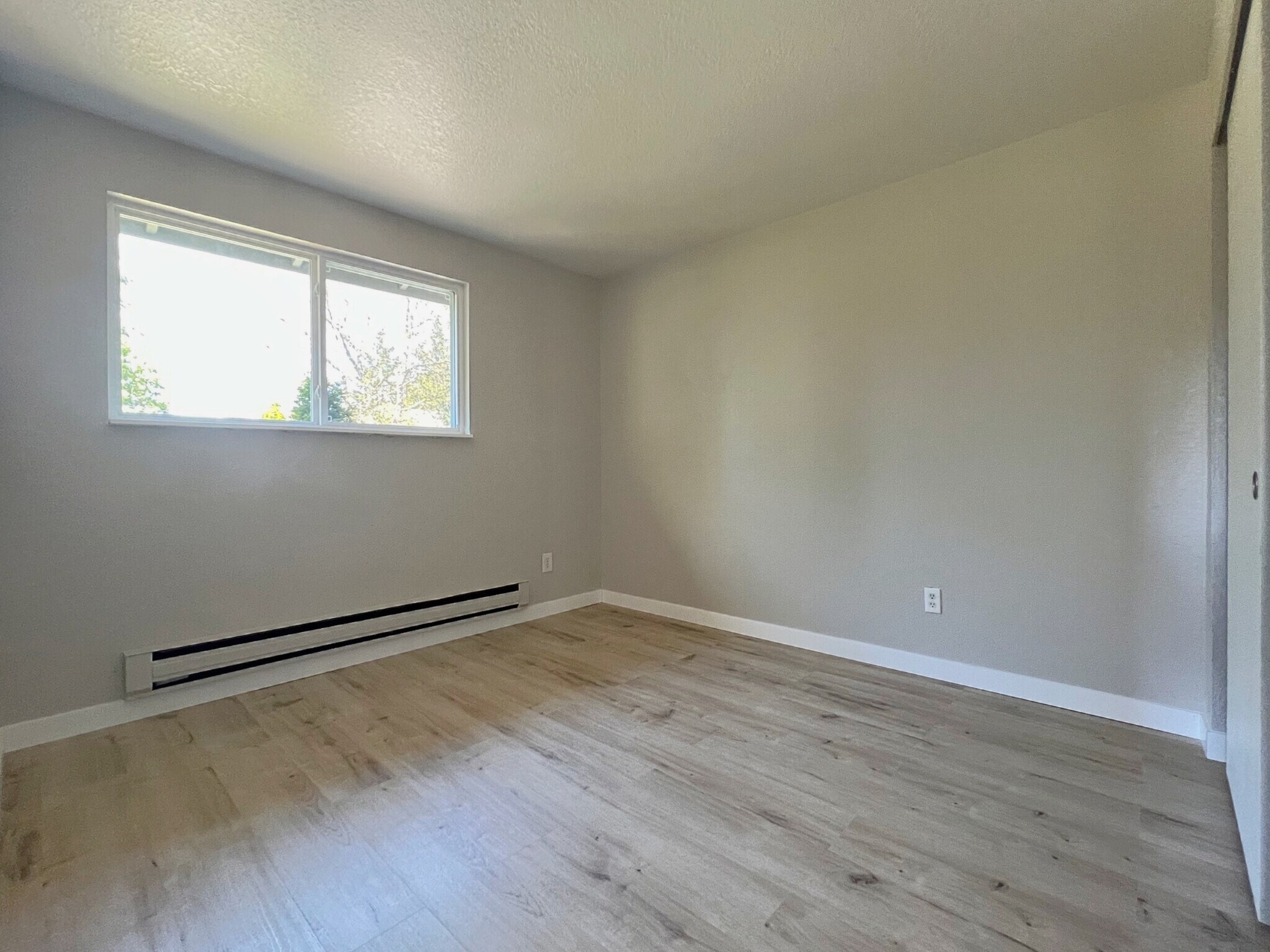 Building Photo - 17612 80th Ct NE