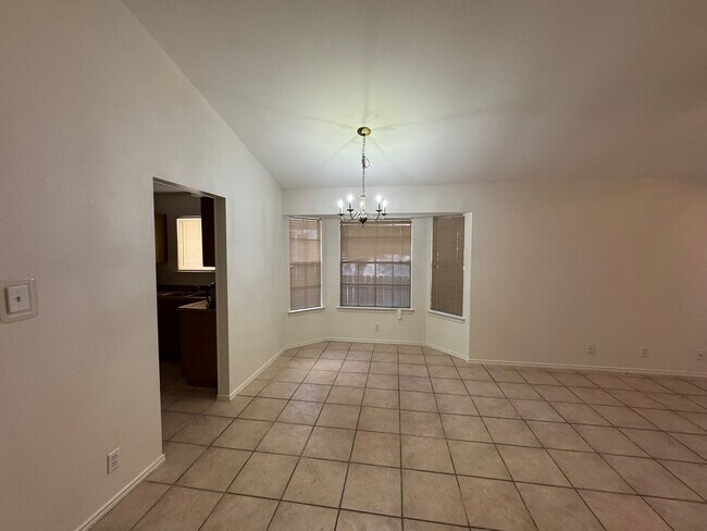 Building Photo - 9538 Cloverdale