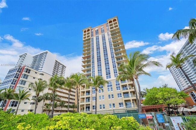 Building Photo - 2065 S Ocean Dr