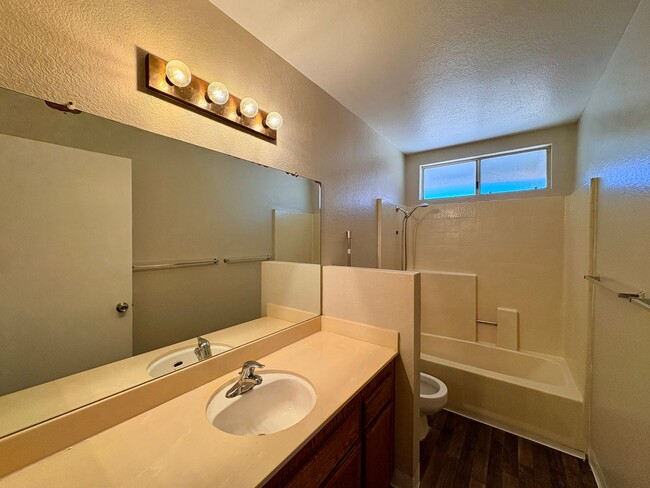Building Photo - 4 Bedroom House Corner Lot