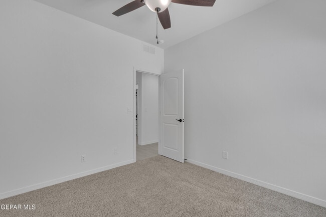 Building Photo - 14936 Hill Ridge Ct