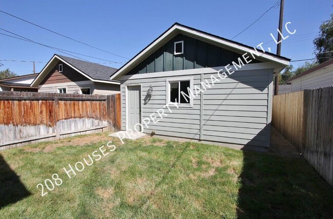 Building Photo - Craftsman Style Home on the Boise Bench