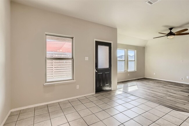 Building Photo - This well-maintained 4 bedroom home is located in a quiet neighborhood that has a community park ...