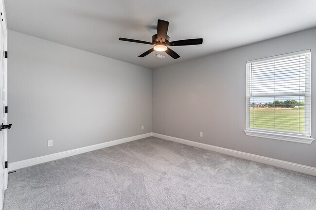 Building Photo - Newly Built Bentonville Home