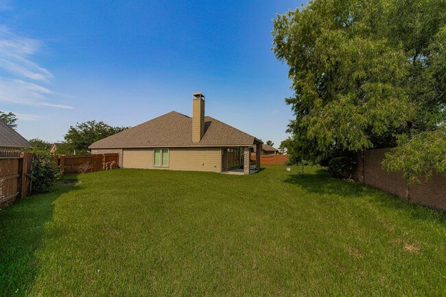 Building Photo - Royal Ridge Drive, Pearland, TX 77584 - 3 ...