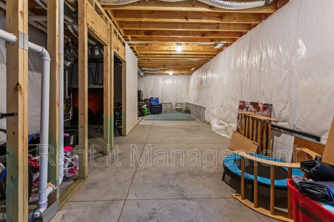 Building Photo - 6910 Stony Pt Dr