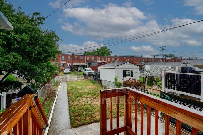 Building Photo - 1535 Chilworth Ave
