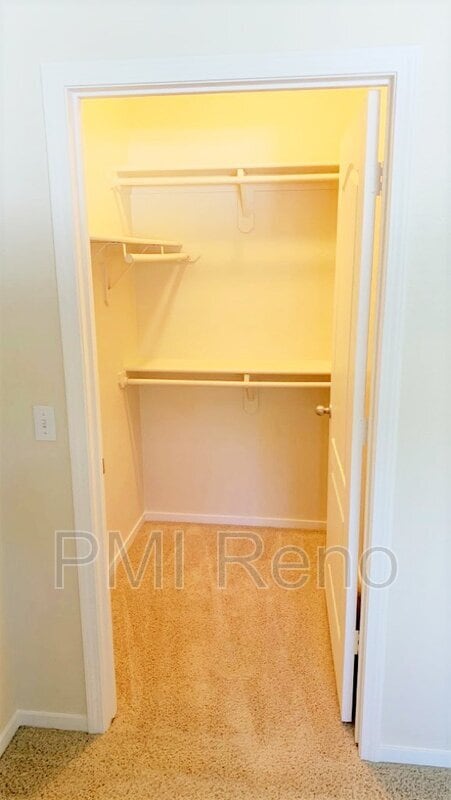 Building Photo - 6850 Sharlands Ave.