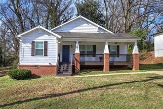 Building Photo - 241 McIntosh Ave NE