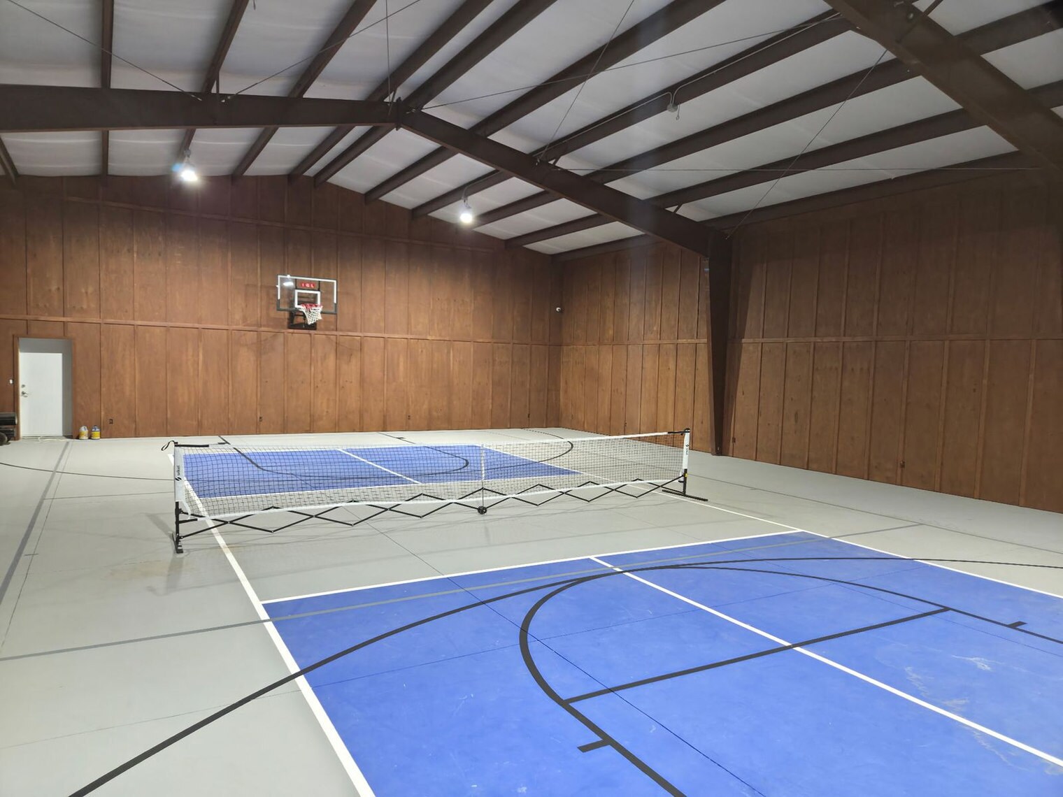 Building Photo - 7625 N Williamson Valley Rd