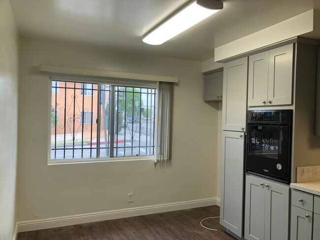 Kitchen - 6110 Seville Ave