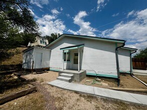 Building Photo - 603 Manitou Blvd
