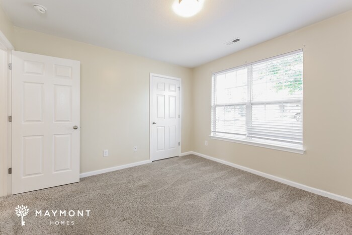 Building Photo - 318 Cool Embers Ln