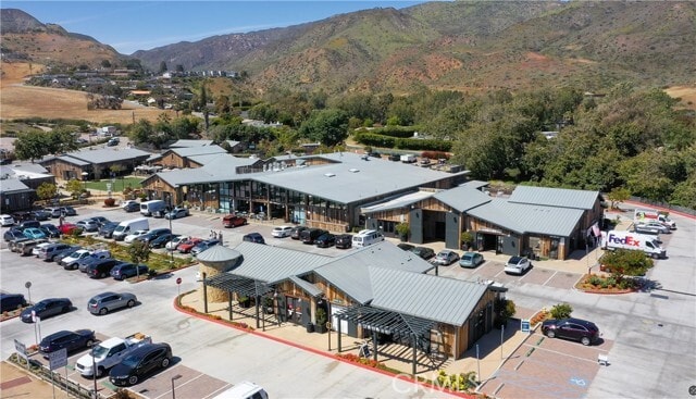 Building Photo - 6225 Frondosa Dr