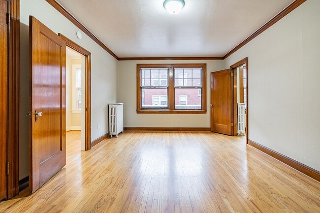 Interior Photo - The Iris Apartments