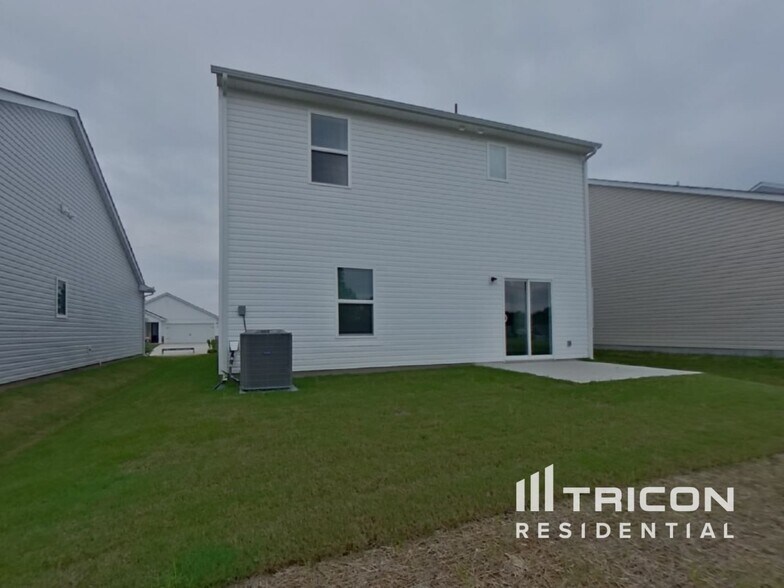 Building Photo - 1217 Crested Iris St