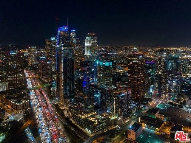 FURNISHED LUXURY RENTAL IN THE HEART OF DTLA - 889 Francisco St