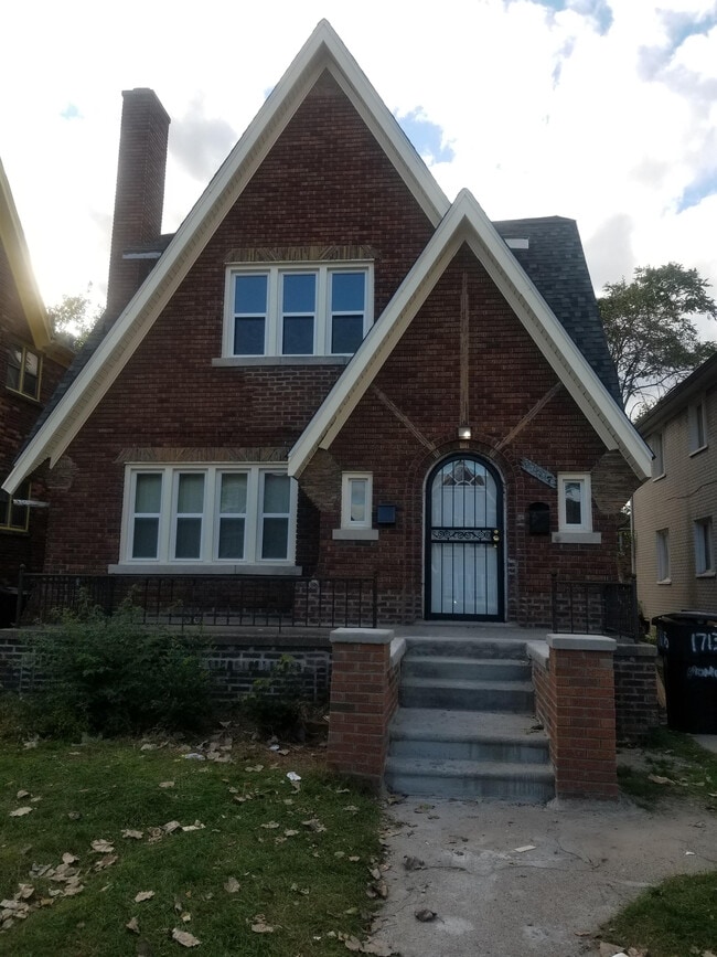 Building Photo - 17147 Monica St