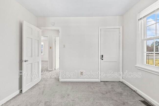 Building Photo - 5404 Portsmouth Blvd