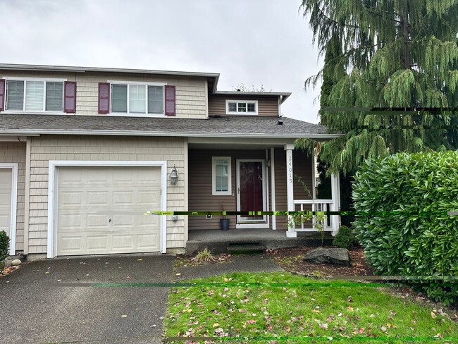 Building Photo - 2 Bd / 2.5 Ba Maple Valley Townhouse